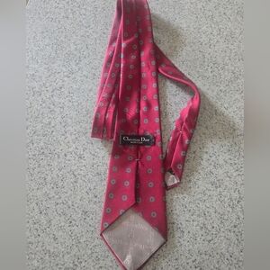Christian Dior Tie Men’s Red Vintage Designer Medallion Geometric 100% Silk